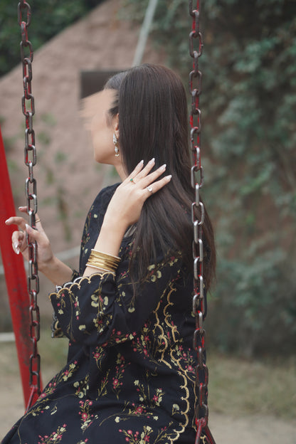 Noir Dahlia, Two piece Khaddar Dress