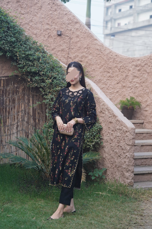 Noir Dahlia, Two piece Khaddar Dress